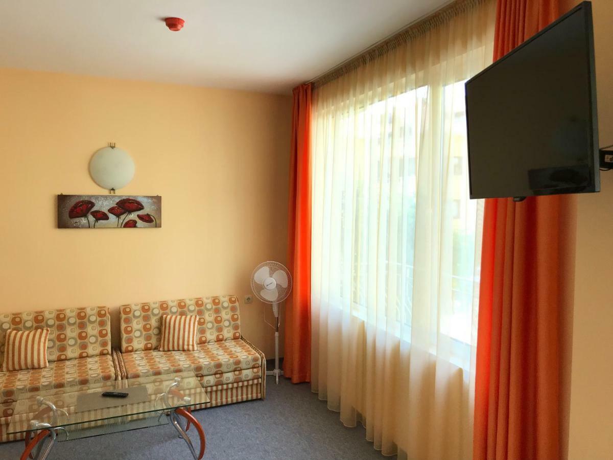 Family House Cherry Hotel Nesebar Exterior photo